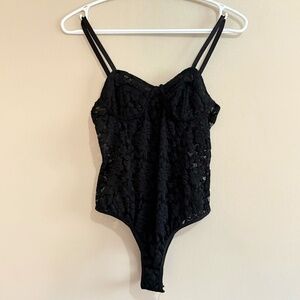 Black Lace Bodysuit with Contouring Smoothing Panel Insert – Size S/M EUC